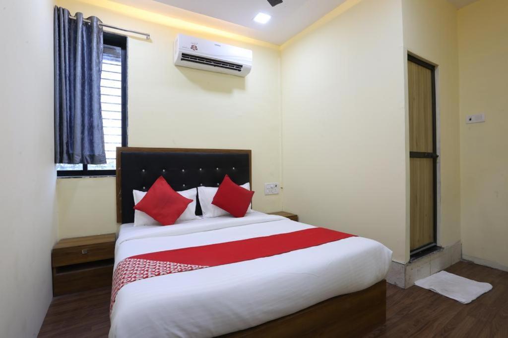 Hotel Indigo Inn Mumbai Exterior photo