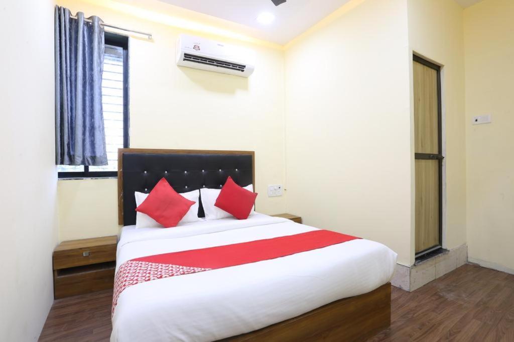 Hotel Indigo Inn Mumbai Exterior photo
